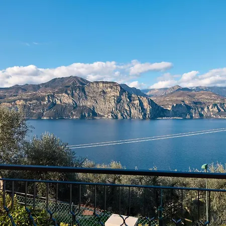 Apartman Esperia *